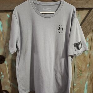 Under Armour Men's Light Gray Short Sleeve Tee